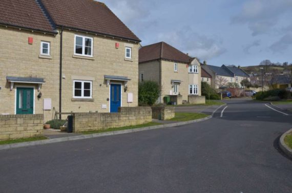 3 Bedroom End of Ter...
